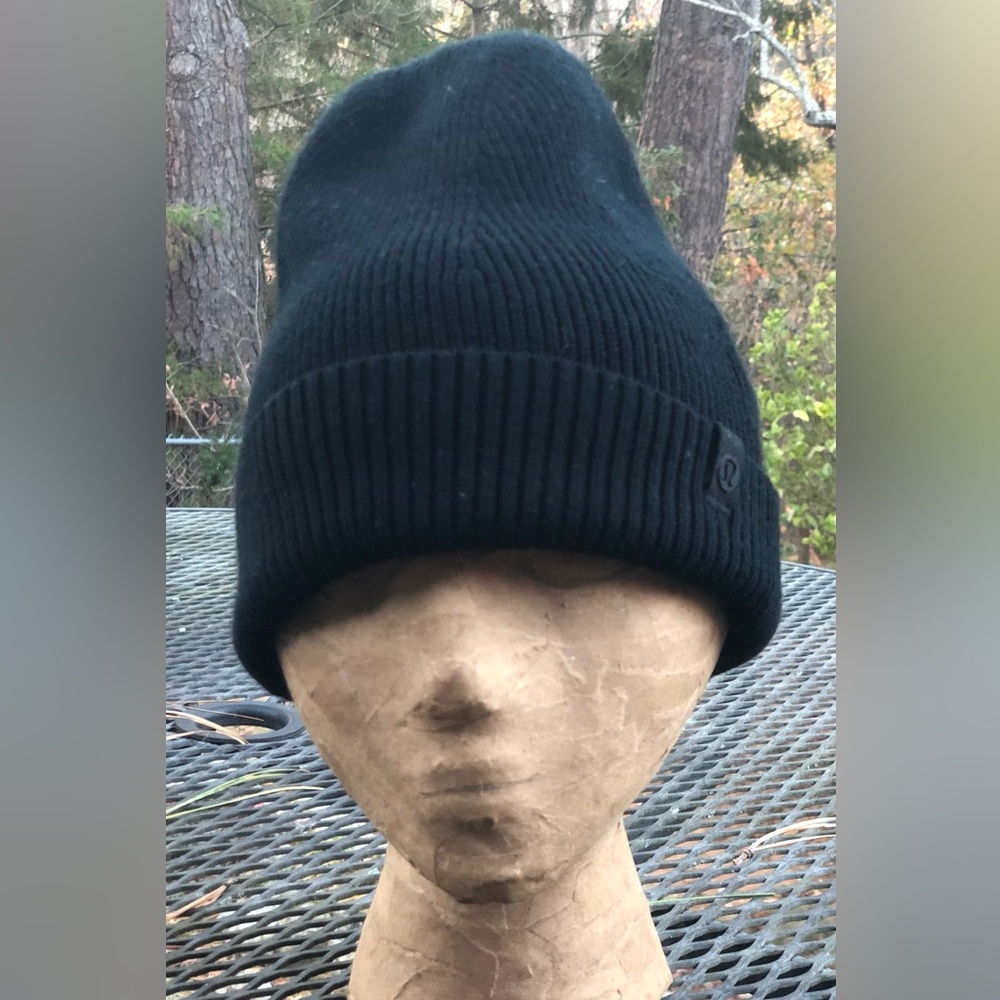 Lululemon Chill Fighter Beanie